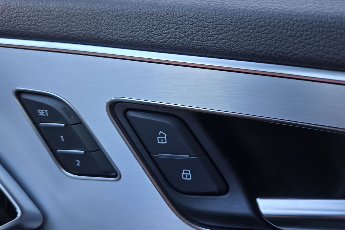 2024 Audi Q7 50 TDI S line 4M