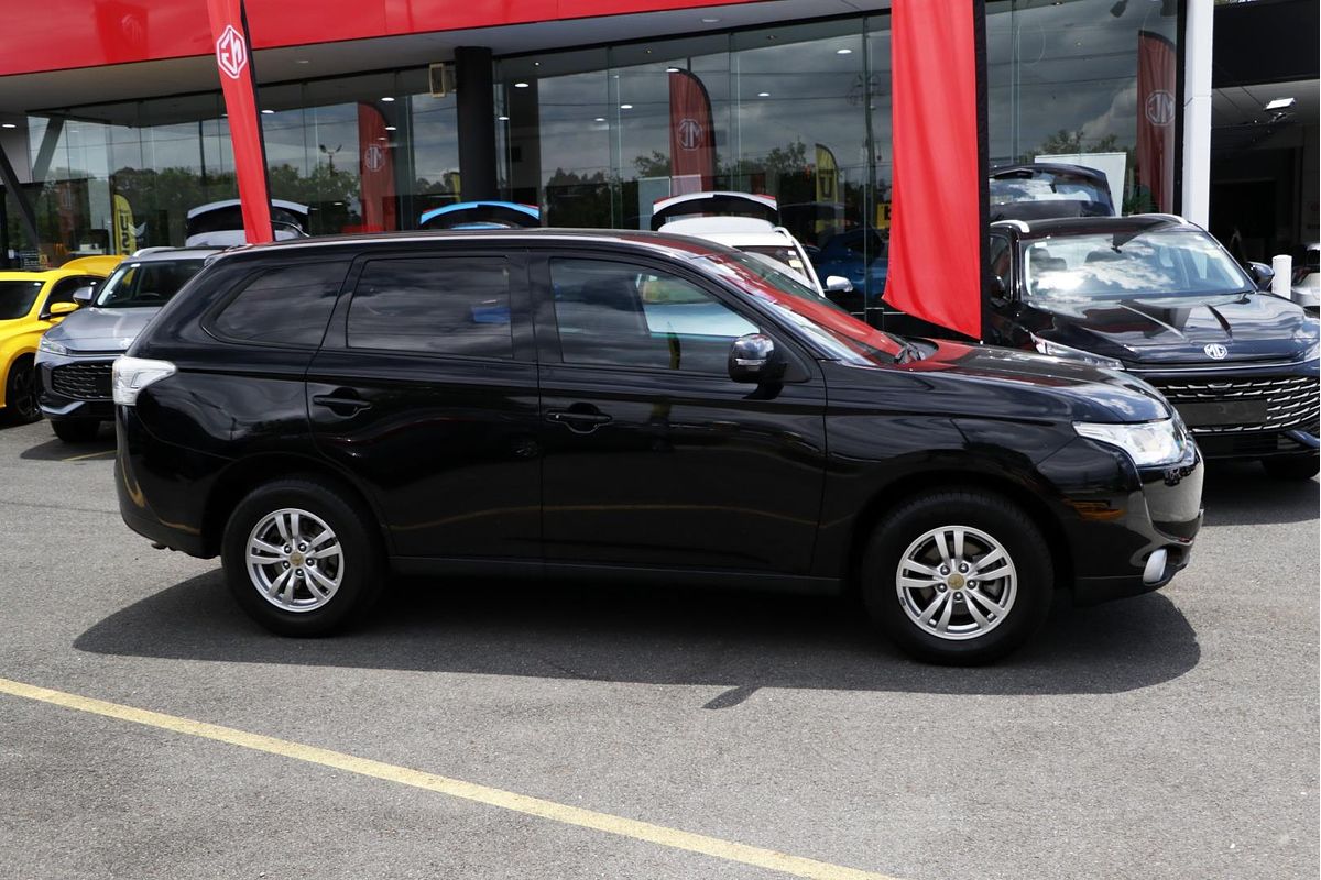 2013 Mitsubishi Outlander LS ZJ