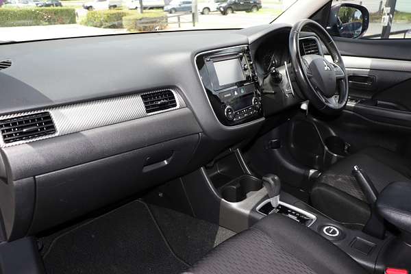 2013 Mitsubishi Outlander LS ZJ