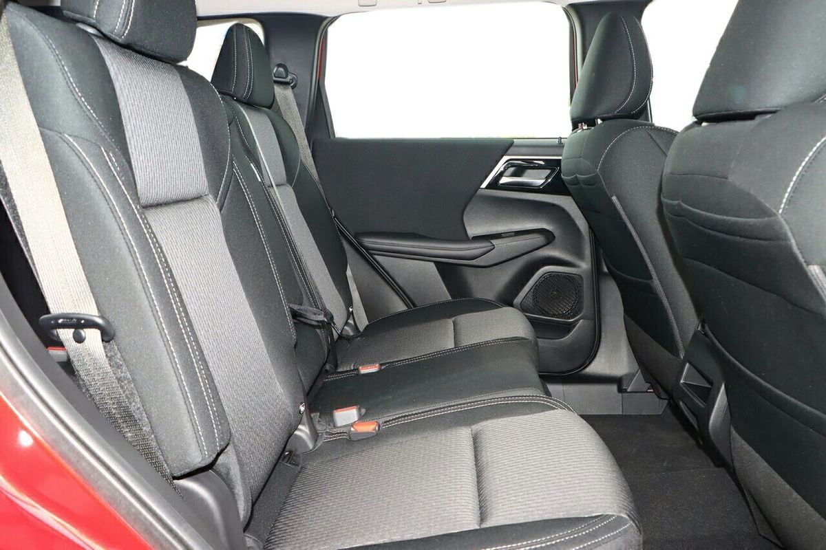 2024 Mitsubishi Outlander ES ZM