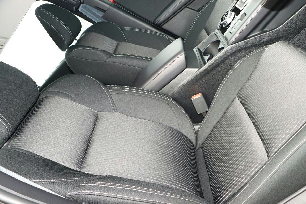 2024 Mitsubishi Outlander ES ZM