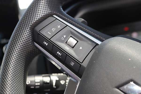 2024 Mitsubishi Outlander ES ZM