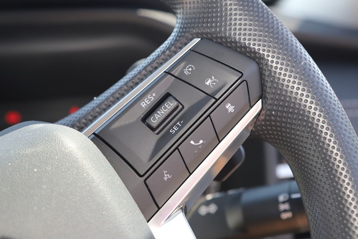 2024 Mitsubishi Outlander ES ZM