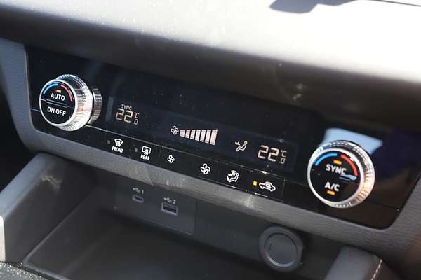 2024 Mitsubishi Outlander ES ZM