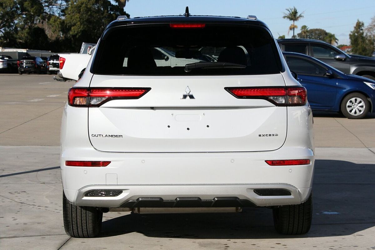 2024 Mitsubishi Outlander Exceed Tourer ZM