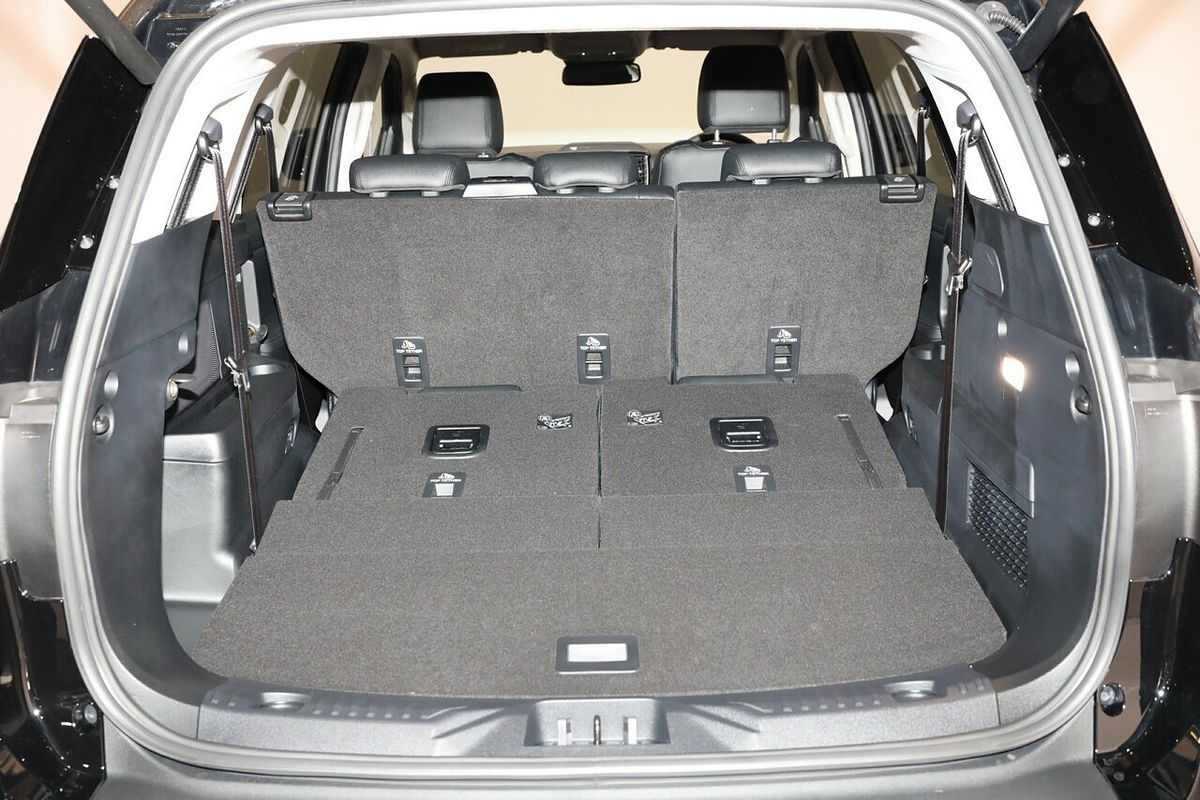 2024 Ford Everest Sport