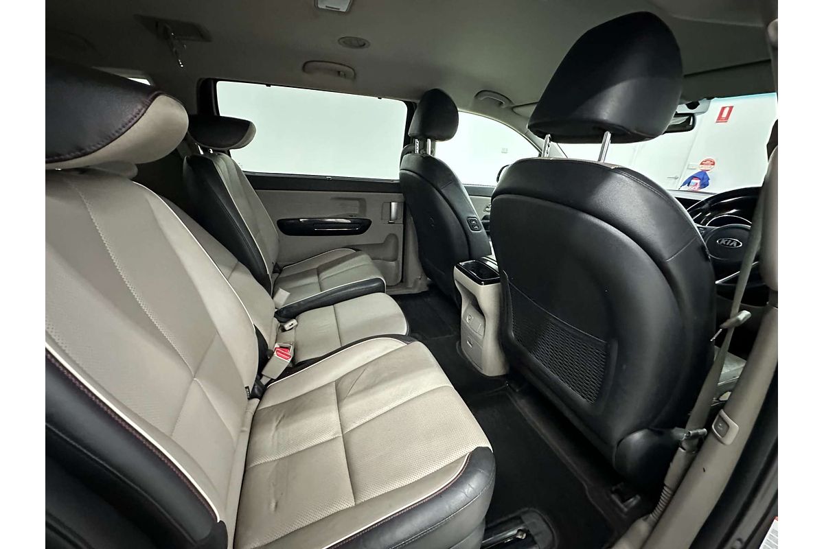 2018 Kia Carnival Platinum YP