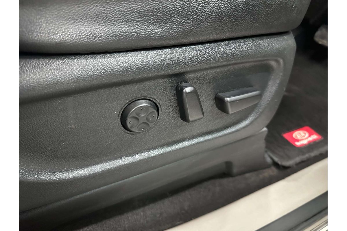 2018 Kia Carnival Platinum YP