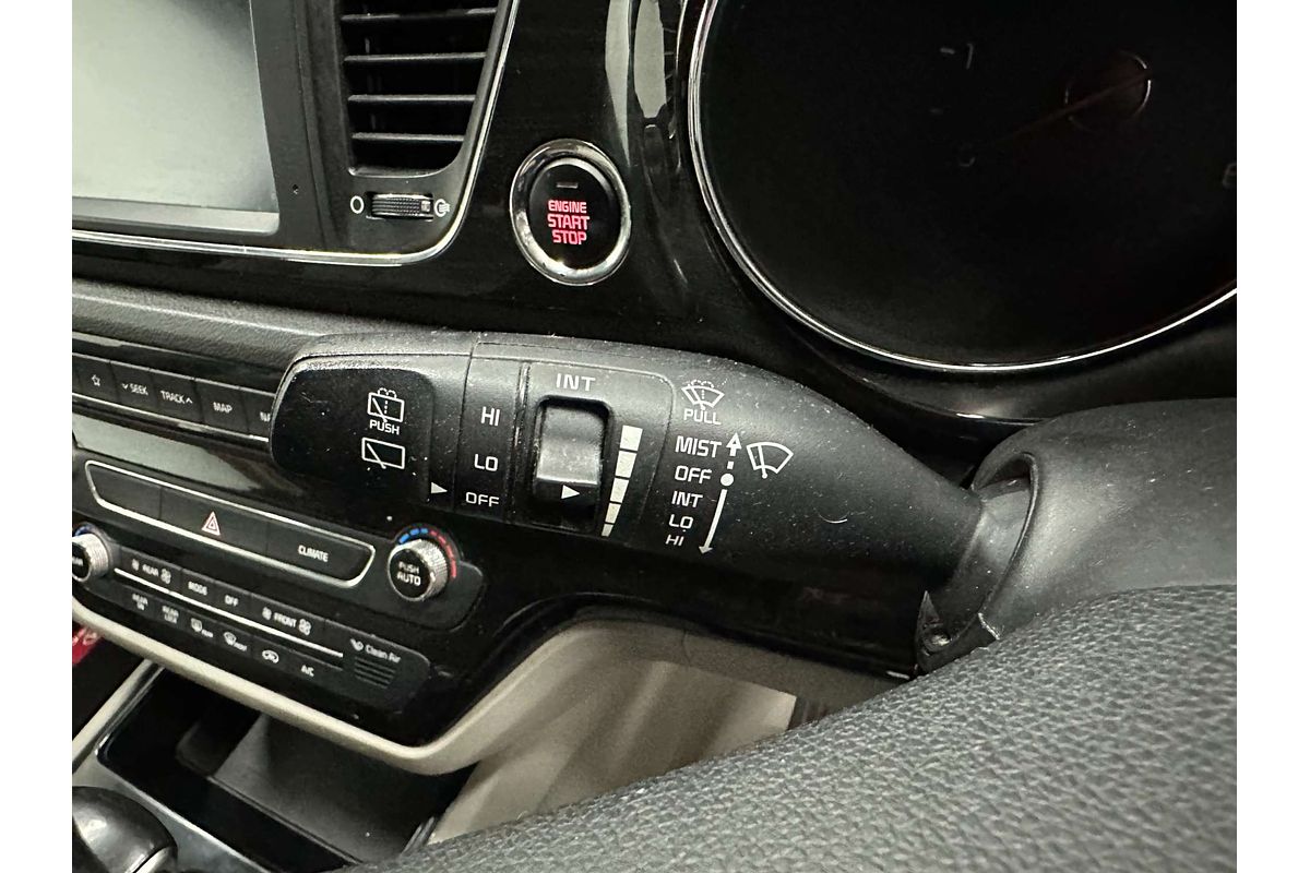 2018 Kia Carnival Platinum YP
