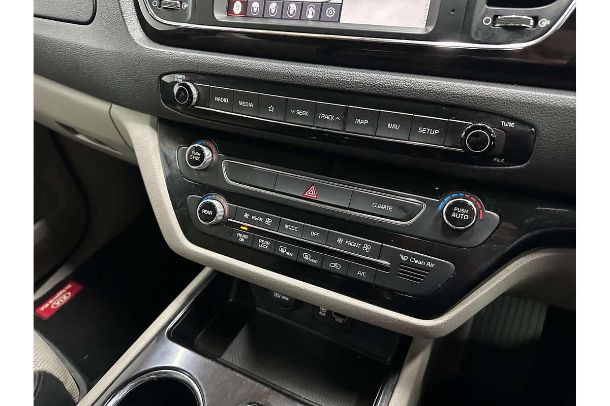 2018 Kia Carnival Platinum YP