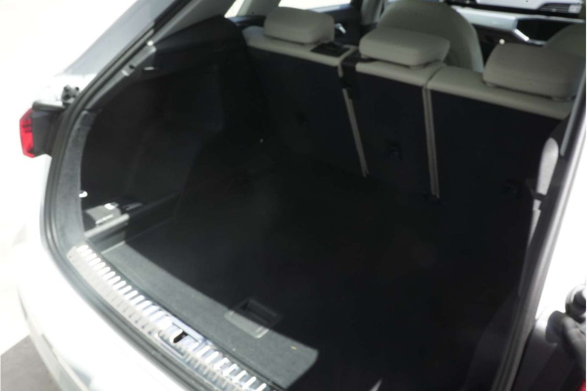 2024 Audi Q3 35 TFSI F3