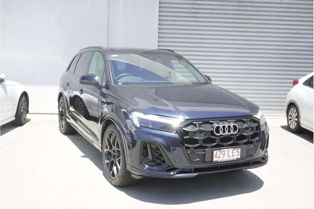 2024 Audi Q7 55 TFSI S line 4M