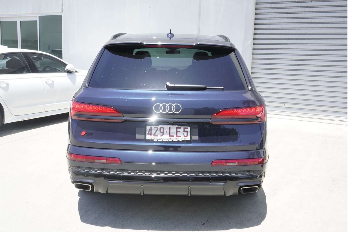 2024 Audi Q7 55 TFSI S line 4M
