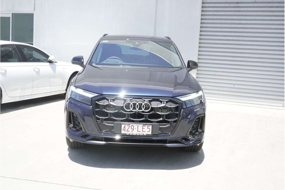 2024 Audi Q7 55 TFSI S line 4M