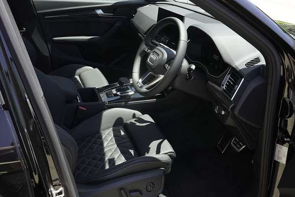 2024 Audi Q7 55 TFSI S line 4M