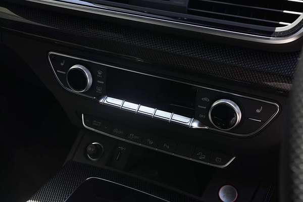 2024 Audi Q7 55 TFSI S line 4M