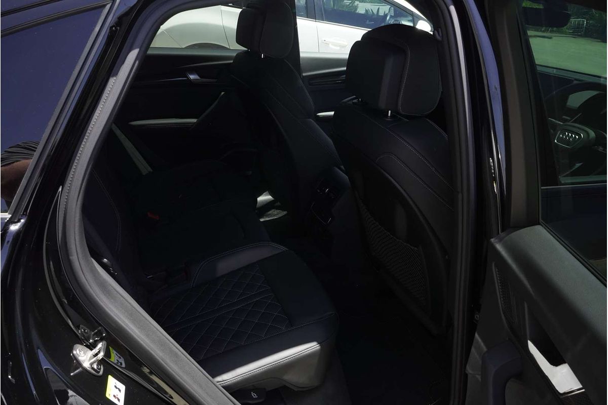 2024 Audi Q7 55 TFSI S line 4M