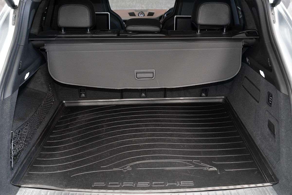2018 Porsche Cayenne Turbo 9YA