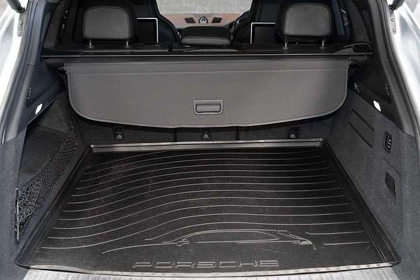 2018 Porsche Cayenne Turbo 9YA