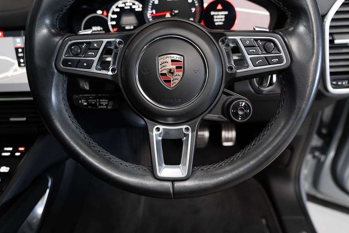 2018 Porsche Cayenne Turbo 9YA