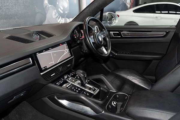 2018 Porsche Cayenne Turbo 9YA