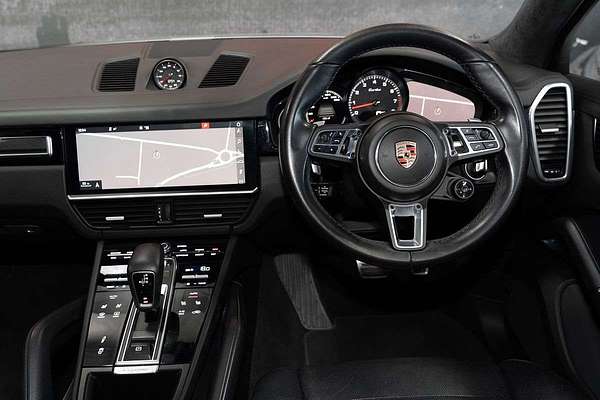 2018 Porsche Cayenne Turbo 9YA