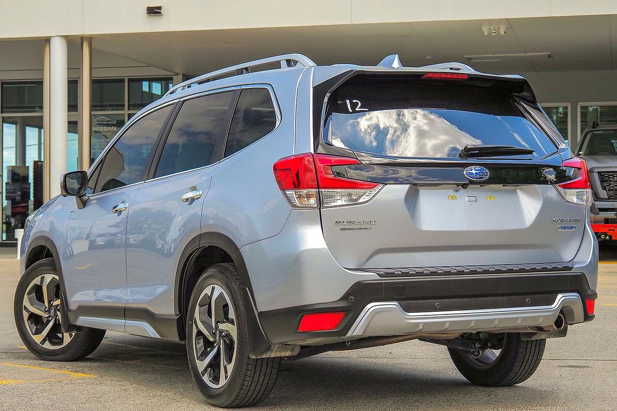 2022 Subaru Forester Hybrid S S5