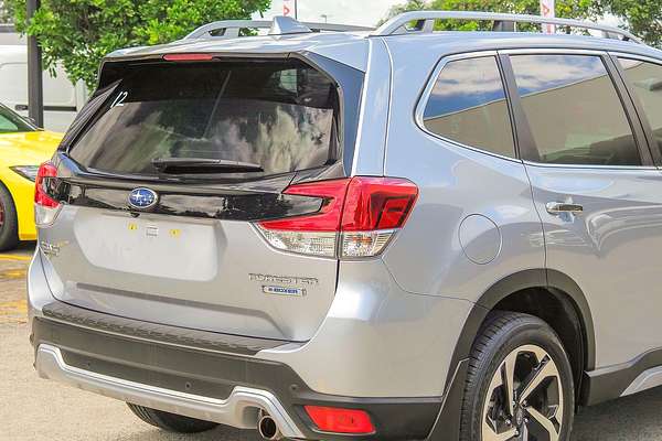 2022 Subaru Forester Hybrid S S5