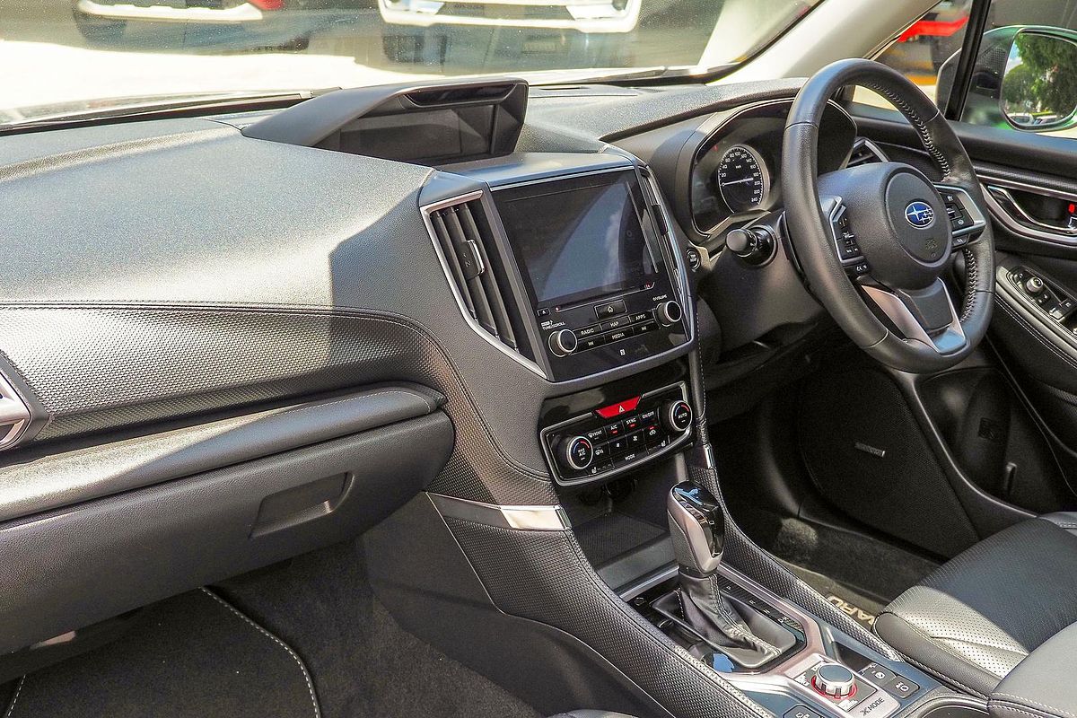 2022 Subaru Forester Hybrid S S5