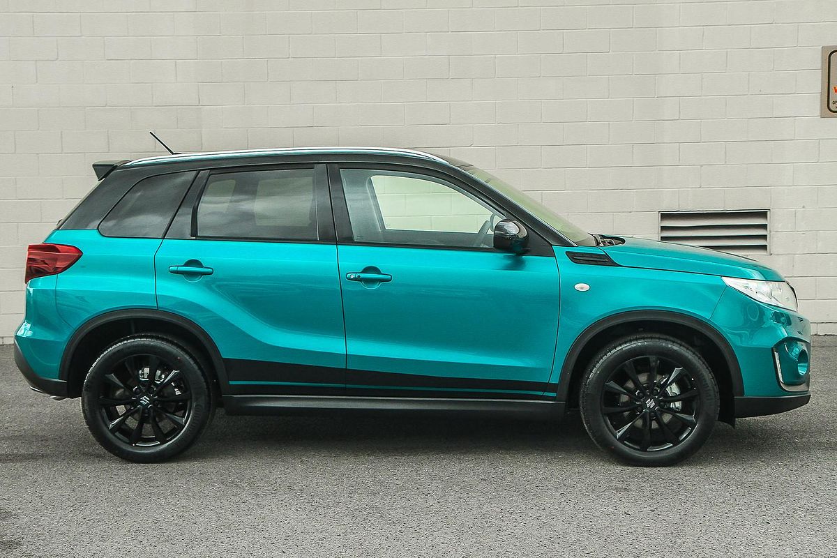 2024 Suzuki Vitara Shadow LY Series II