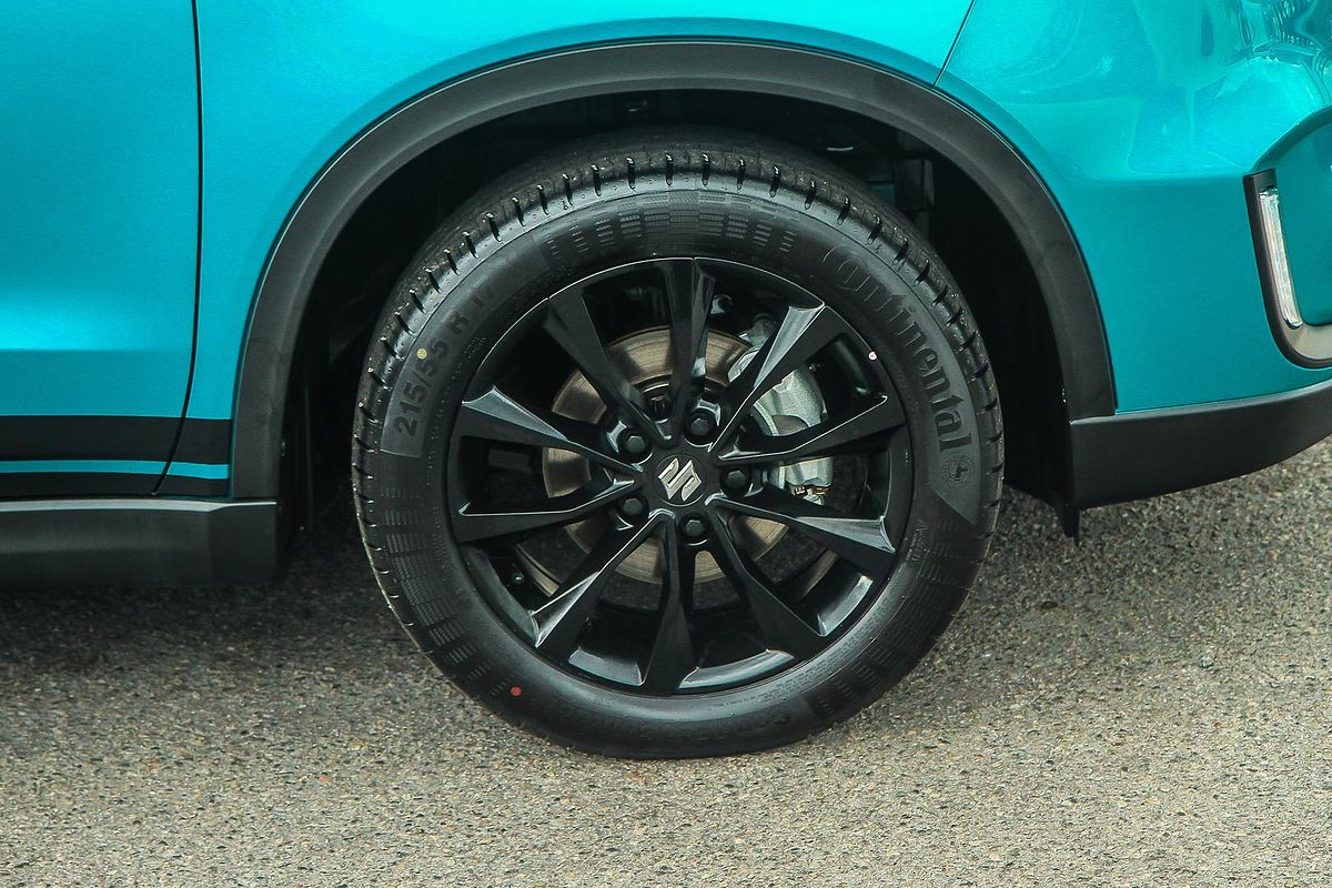 2024 Suzuki Vitara Shadow LY Series II