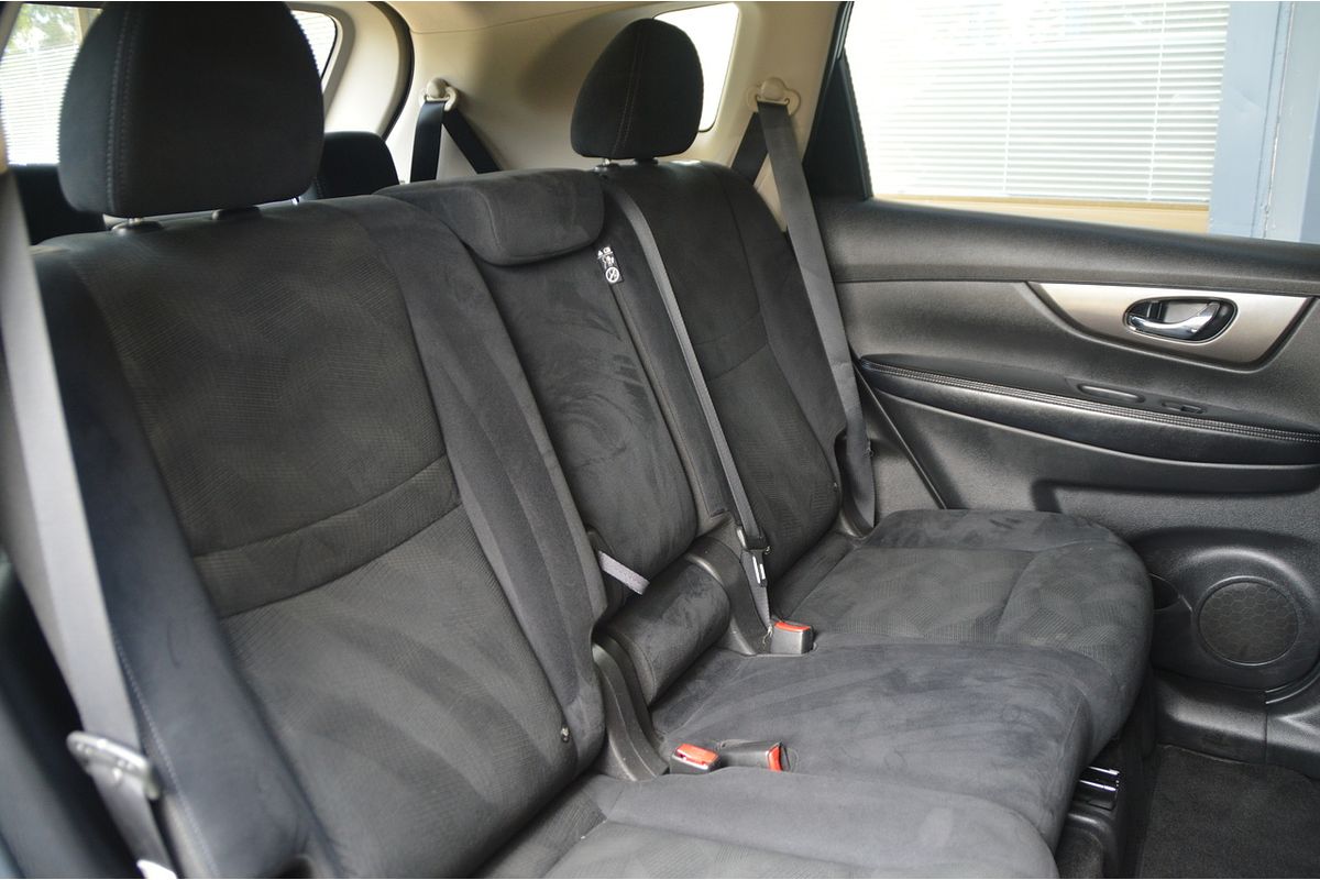 2014 Nissan X-TRAIL ST T32