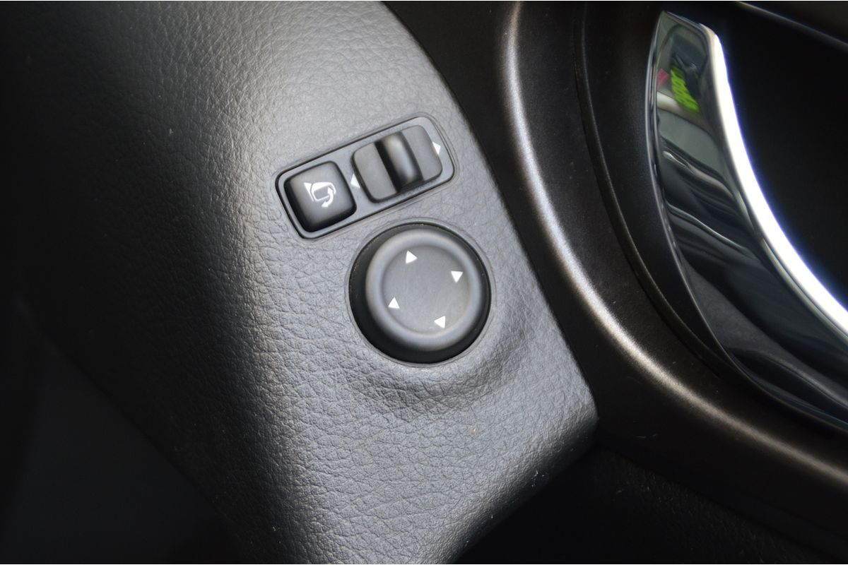2014 Nissan X-TRAIL ST T32