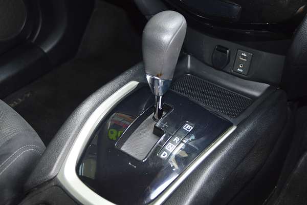 2014 Nissan X-TRAIL ST T32