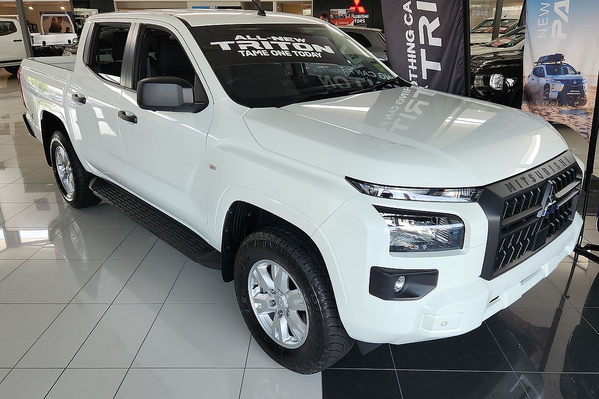 2024 Mitsubishi Triton GLX+ MV 4X4