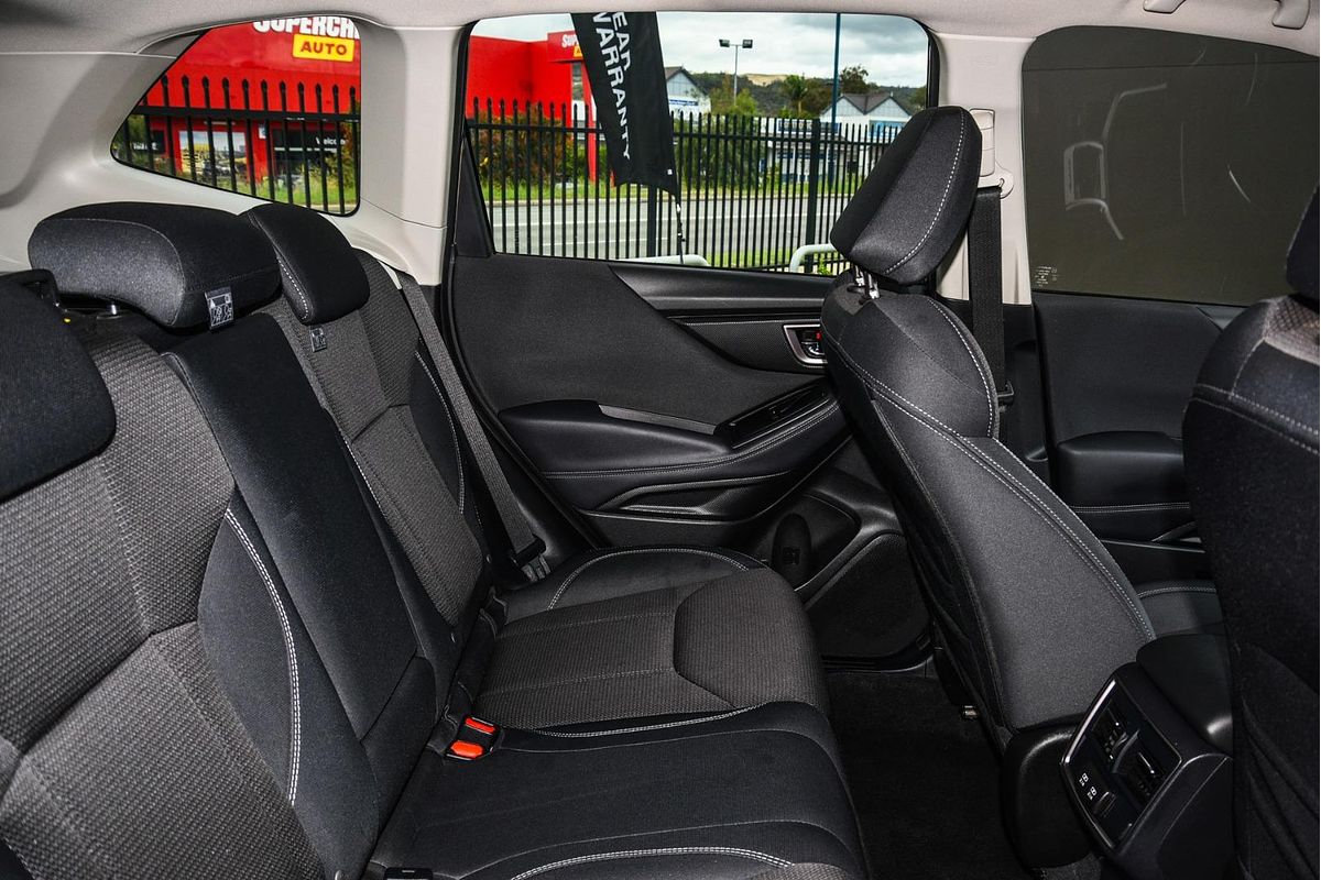 2023 Subaru Forester 2.5i S5