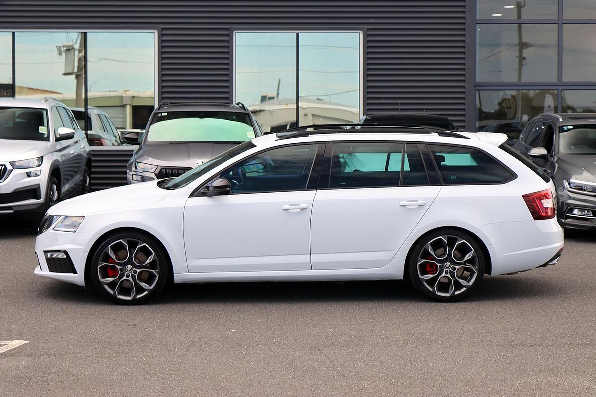 2020 ŠKODA Octavia RS 245 NE