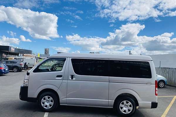 2015 Toyota Hiace