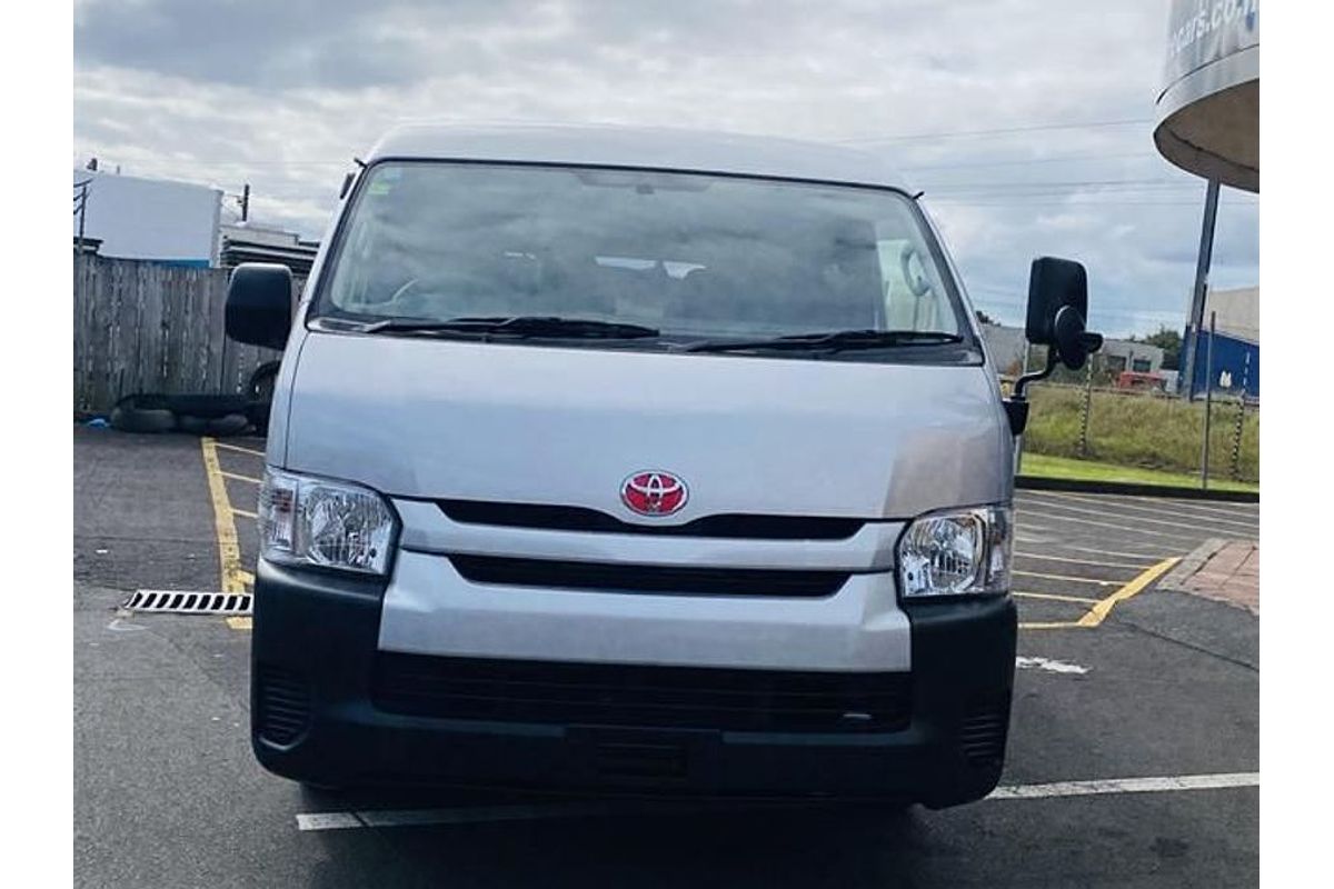 2015 Toyota Hiace