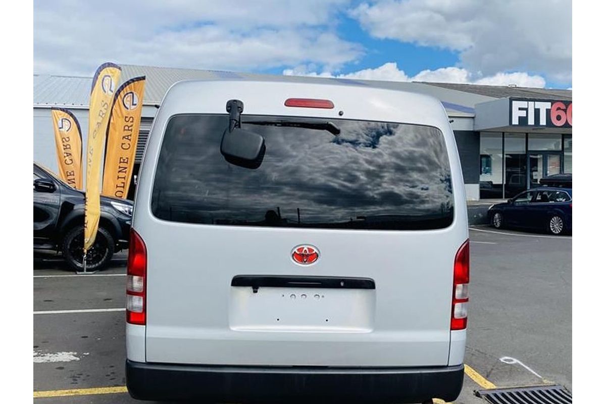 2015 Toyota Hiace
