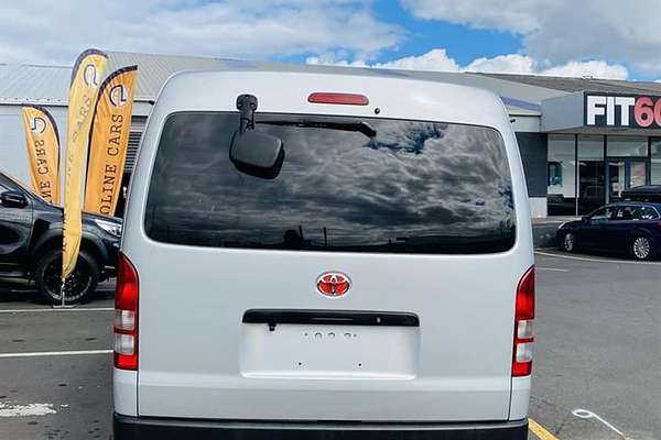 2015 Toyota Hiace