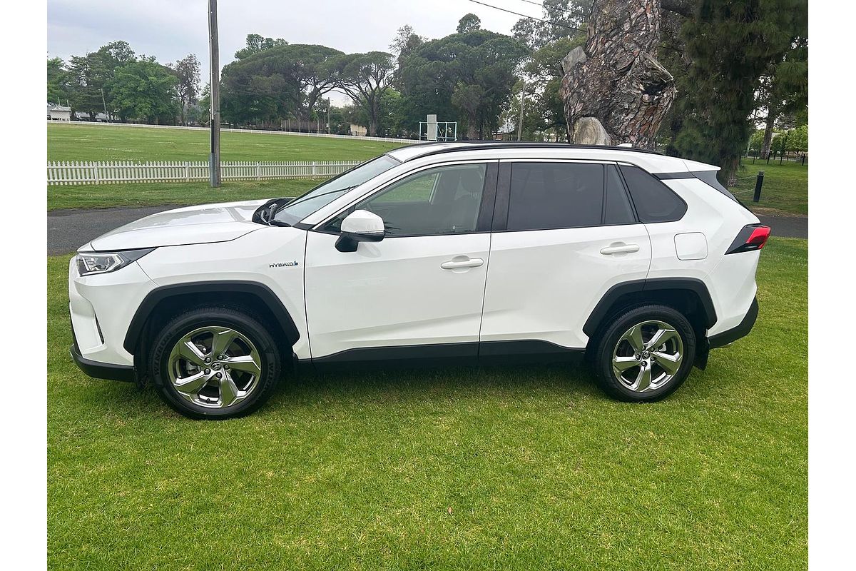 2020 Toyota RAV4 GXL AXAH52R