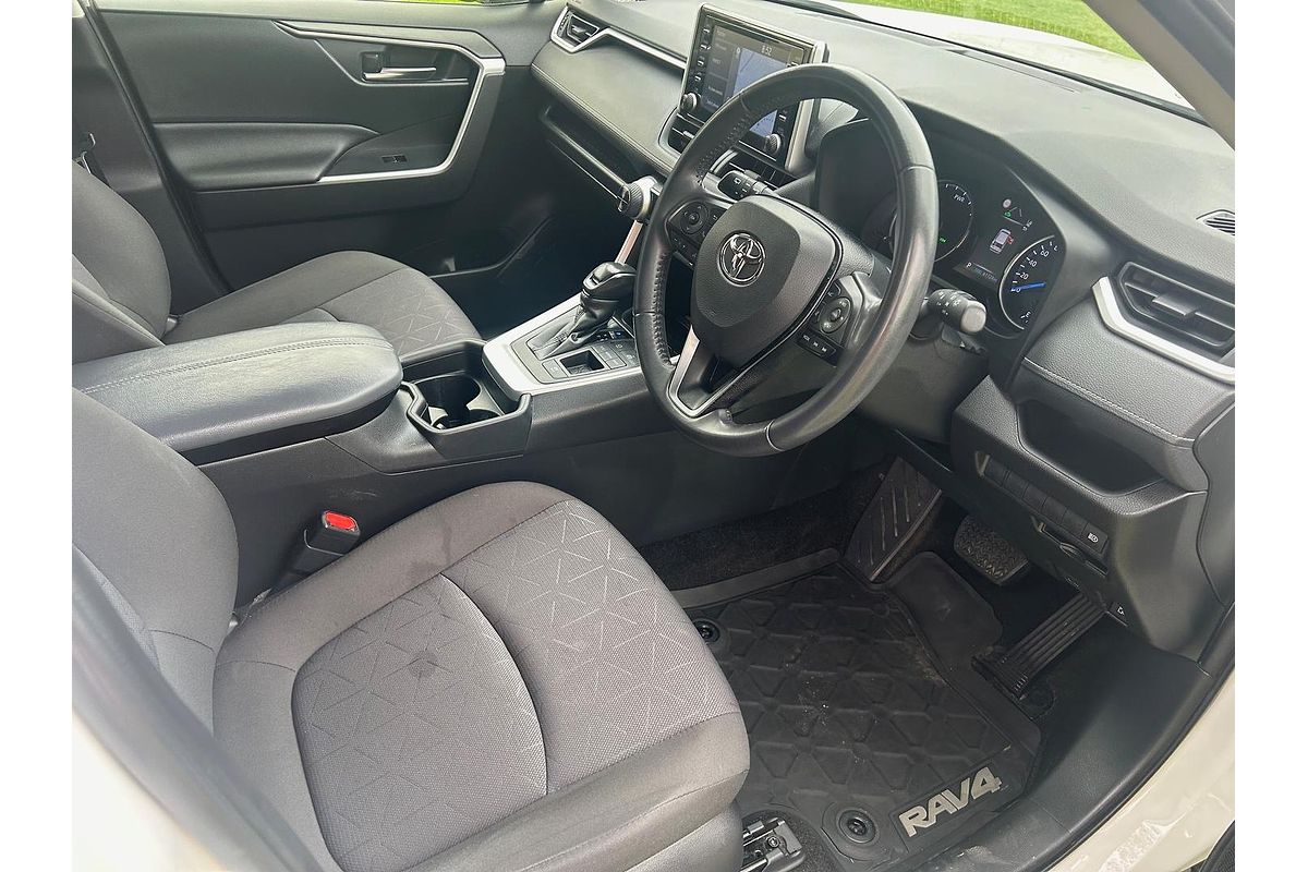 2020 Toyota RAV4 GXL AXAH52R