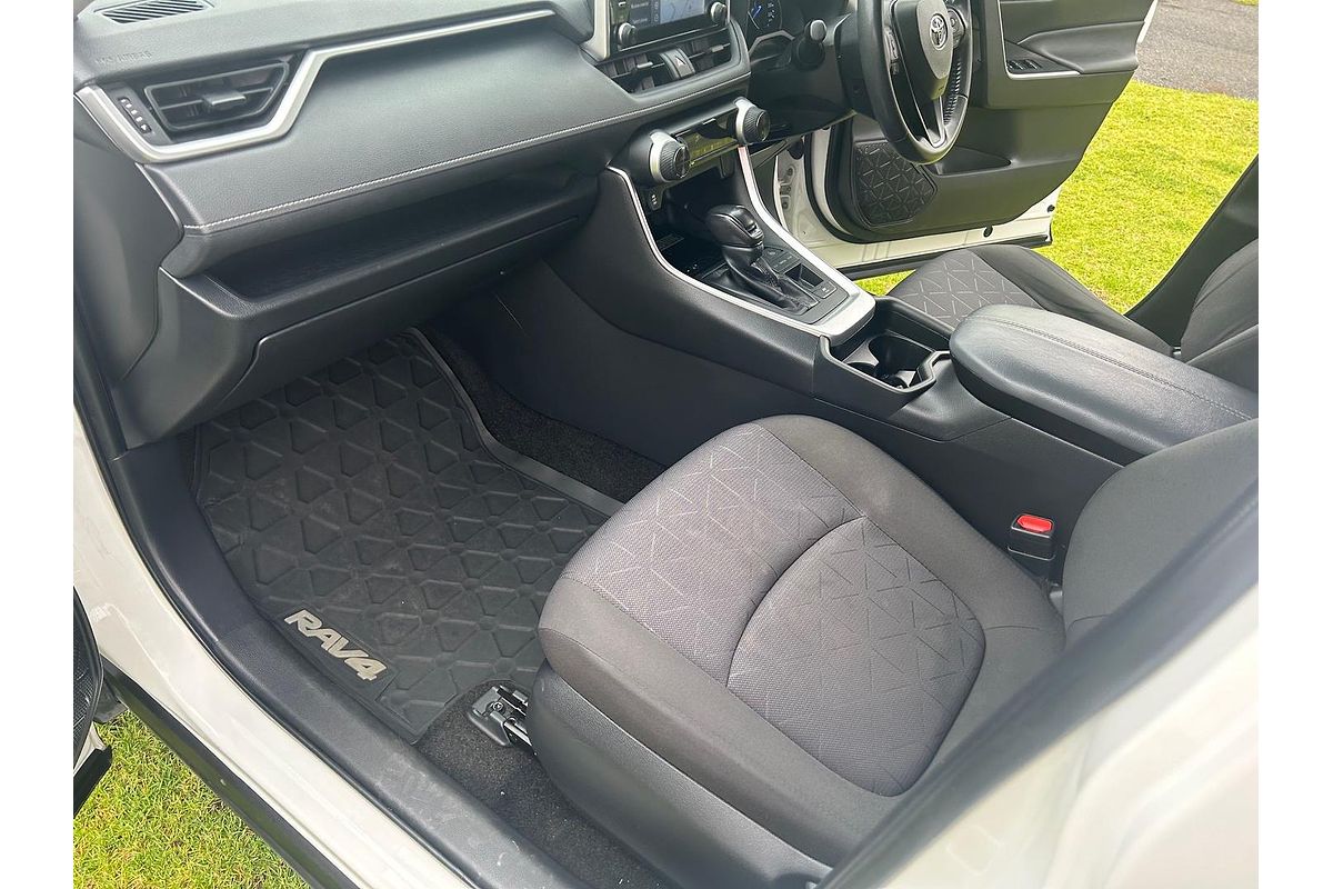 2020 Toyota RAV4 GXL AXAH52R