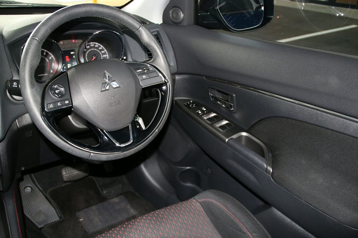 2018 Mitsubishi ASX ES XC