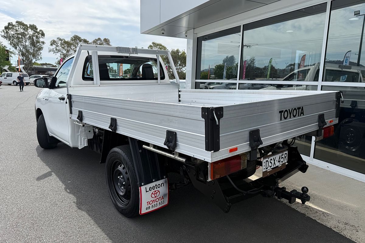 2017 Toyota Hilux Workmate TGN121R Rear Wheel Drive