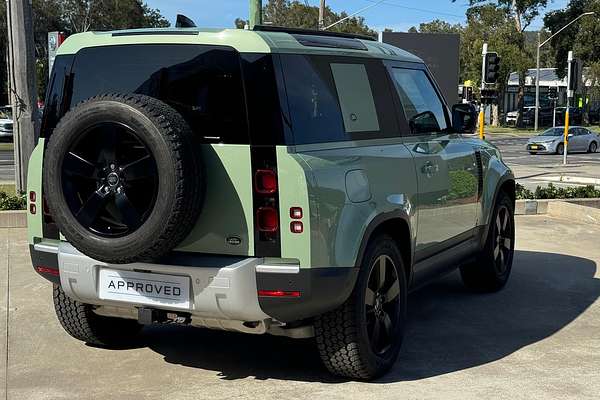 2022 Land Rover Defender 90 P400 75th Edition L663