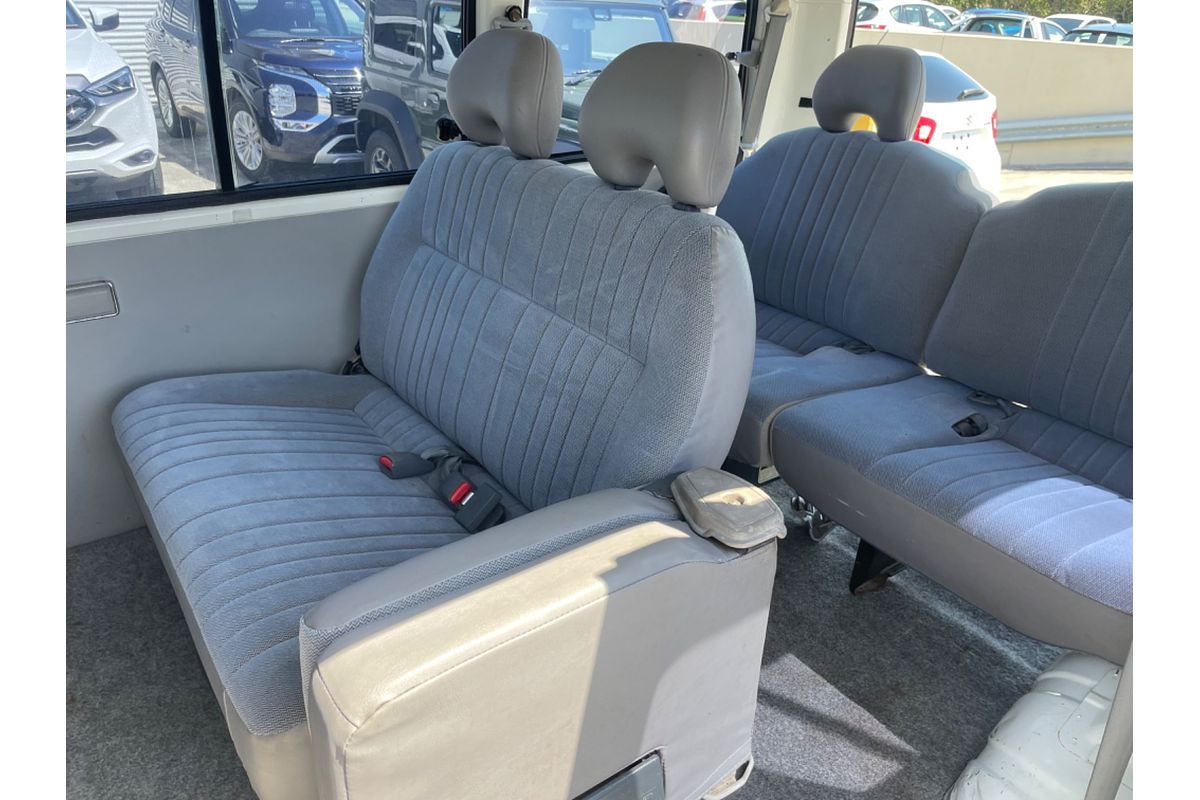 1997 Mitsubishi Starwagon GL WA
