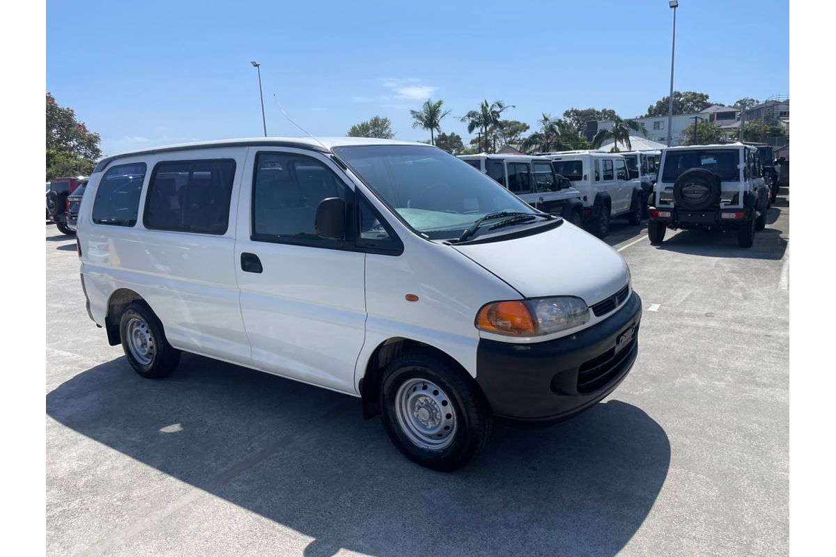 1997 Mitsubishi Starwagon GL WA