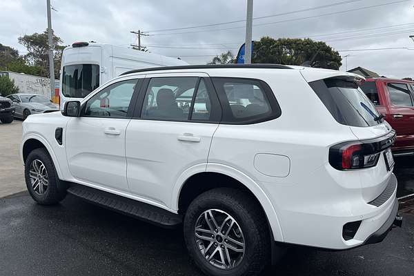 2024 Ford Everest Ambiente